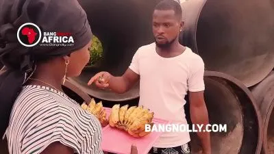 Banana sales lady fucked by buyer