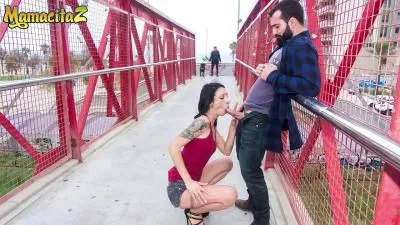 Mamacitaz exhibitionist couple risk of public sex